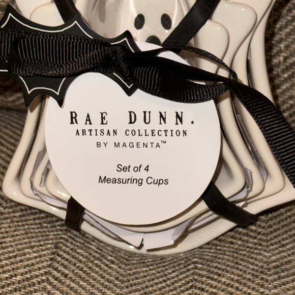 NWT Rae Dunn Halloween/Ghost Set of 4 Kitchen Ceramic Measuring Cups - Picture 4 of 10
